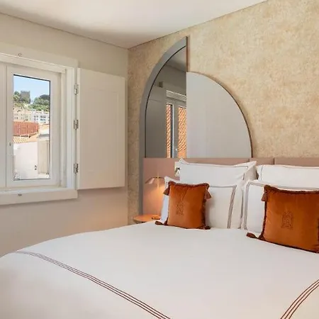Hotel Vignette Collection Convent Square By Ihg 4*