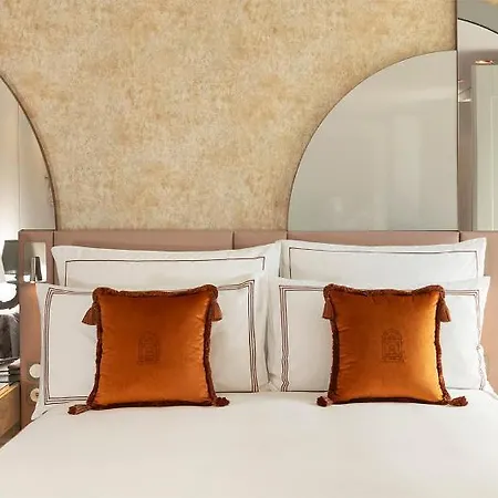 Vignette Collection Convent Square By Ihg Hotel