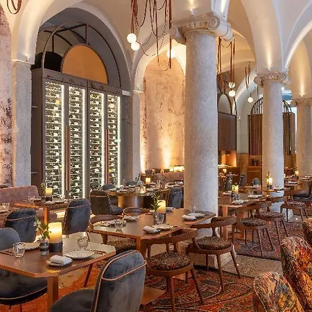 Hotell Vignette Collection Convent Square By Ihg