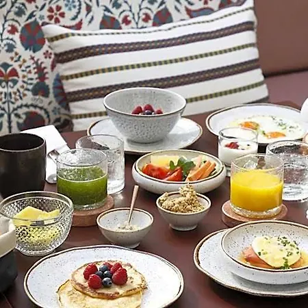 Hotel Vignette Collection Convent Square By Ihg