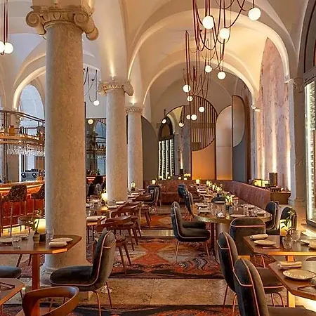 Vignette Collection Convent Square By Ihg