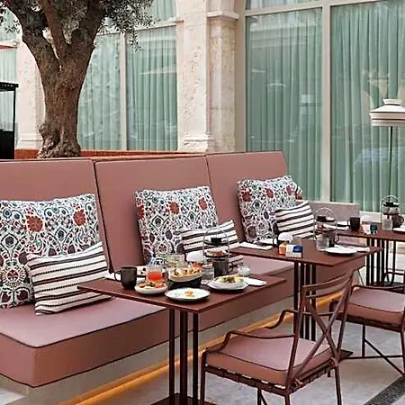 Vignette Collection Convent Square By Ihg Hotel