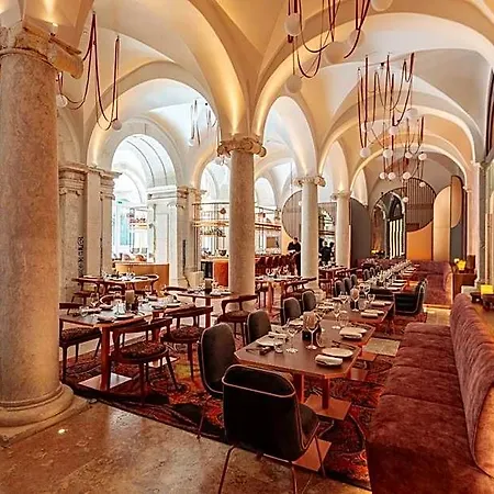 Hotel Vignette Collection Convent Square By Ihg 4*